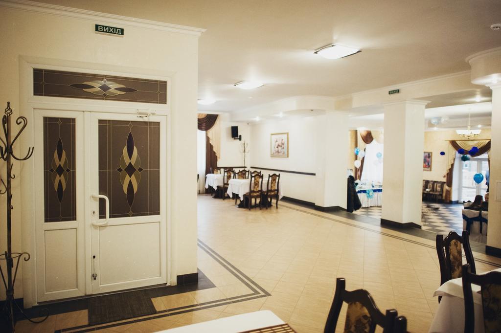 Hotel Complex Zolota Pidkova Zolochiv Zewnętrze zdjęcie
