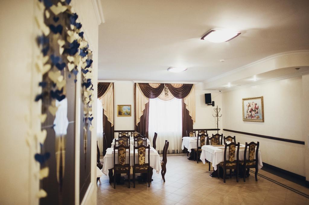 Hotel Complex Zolota Pidkova Zolochiv Zewnętrze zdjęcie