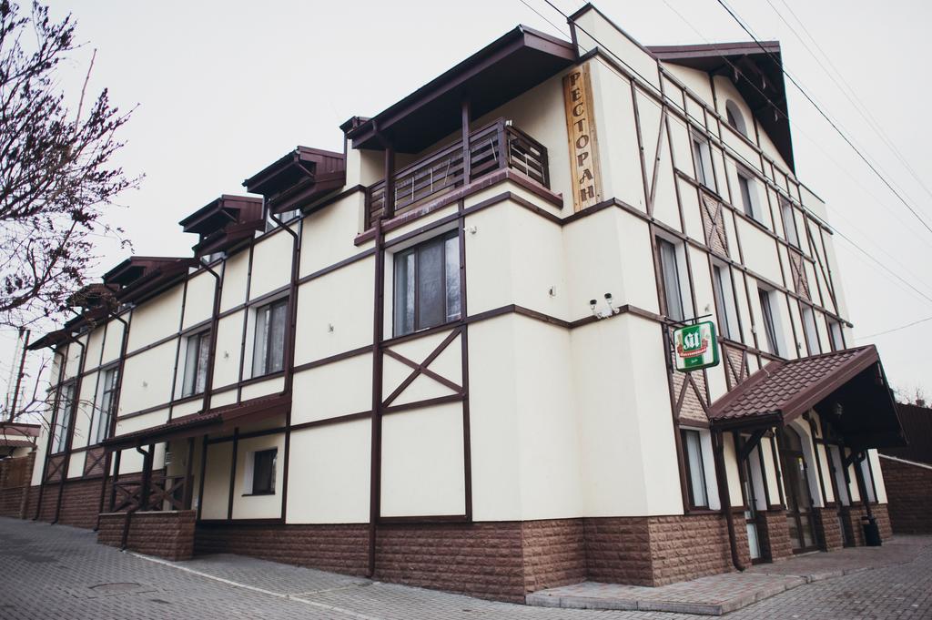 Hotel Complex Zolota Pidkova Zolochiv Zewnętrze zdjęcie
