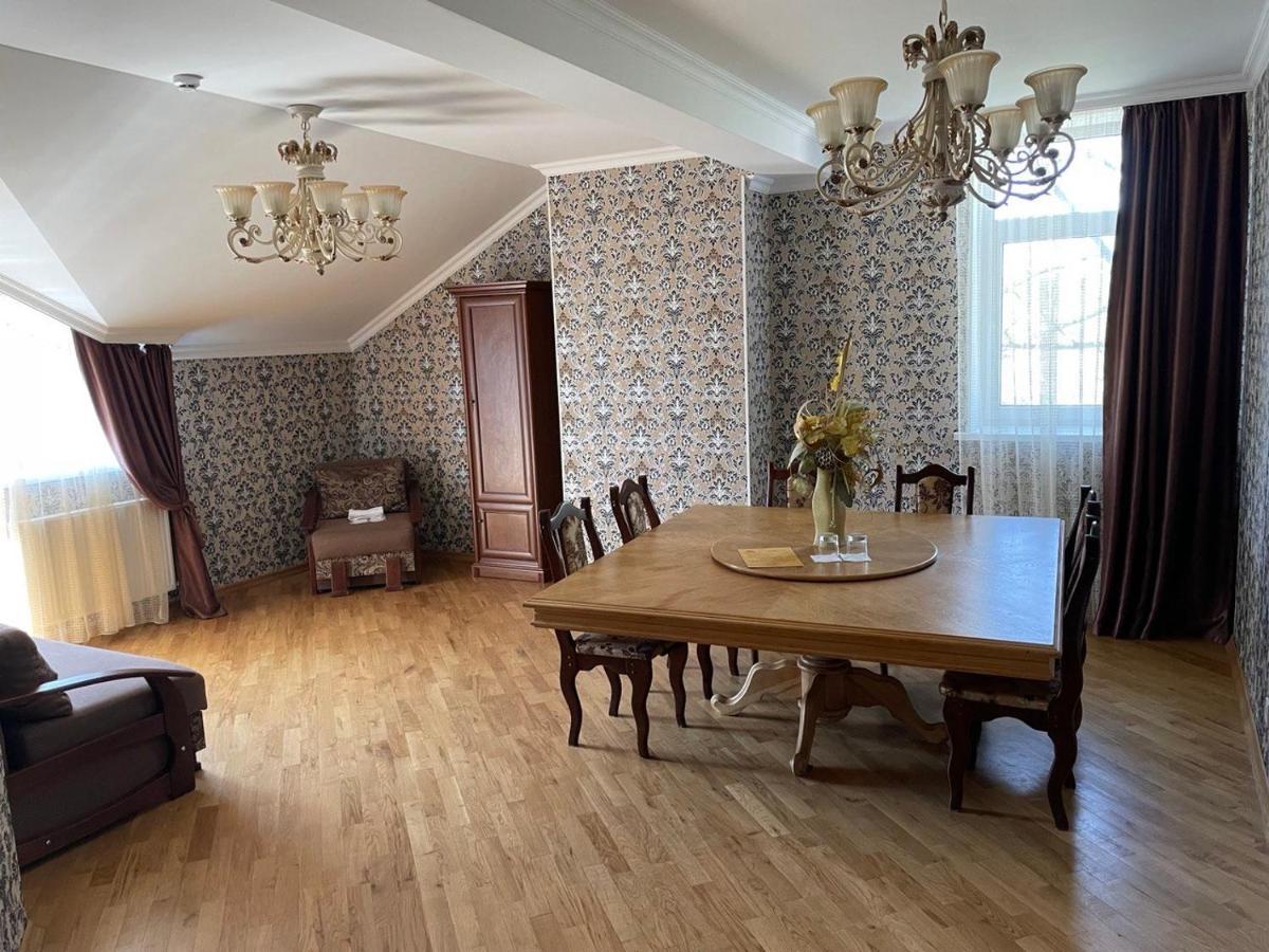 Hotel Complex Zolota Pidkova Zolochiv Zewnętrze zdjęcie